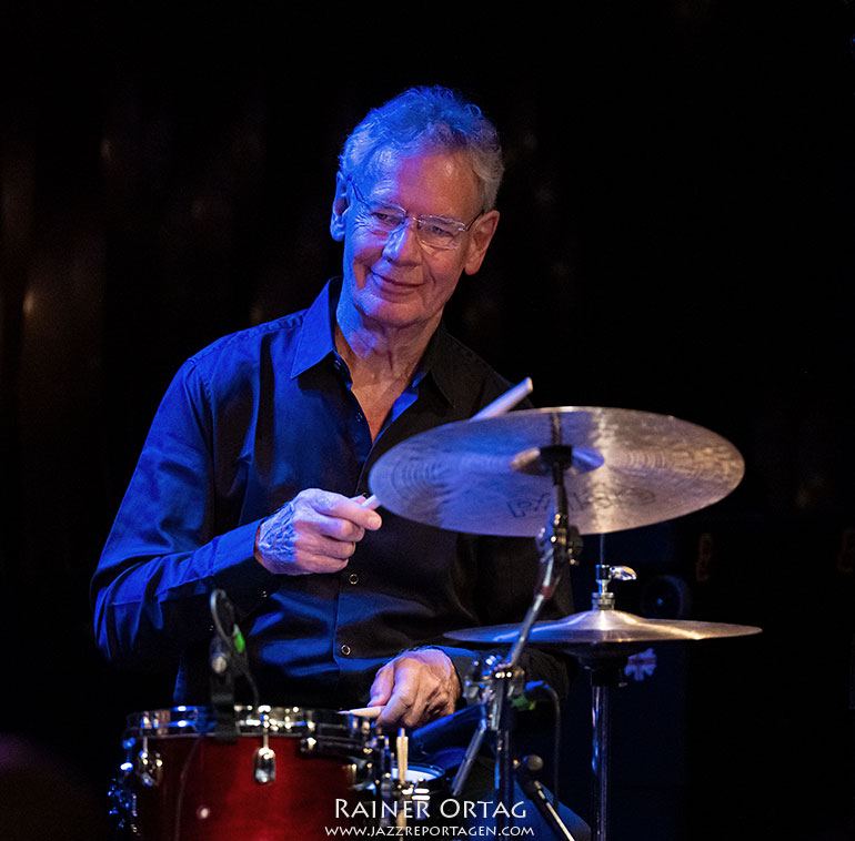 Bill Bruford mit dem Pete Roth Trio im Jazzclub BIX Stuttgart 2026