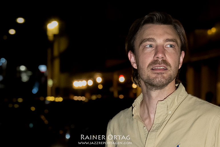 Drummer Mathias Ruppnig backstage in Stuttgart 2026