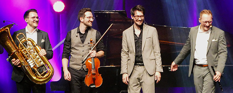 Hanke Brothers am Ende des Konzertes in der Stadthalle Sindelfingen 2026