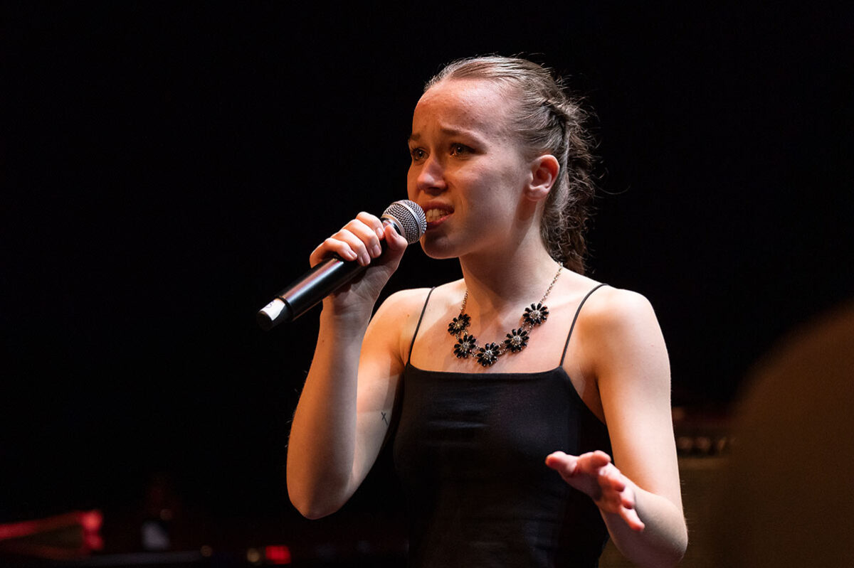 40 Jahre Jazzverband BW e.V., Jubiläumskonzert, Theaterhaus Stuttgart. JUGENDJAZZORCHESTER BW FEAT. CZICHOWSKY, HÜBNER, NEUHAUS, Dirigent Klaus Graf 40 Jahre Jazzverband BW e.V., Jubiläumskonzert, Theaterhaus Stuttgart. JUGENDJAZZORCHESTER BW FEAT. CZICHOWSKY, HÜBNER, NEUHAUS, Dirigent Klaus Graf