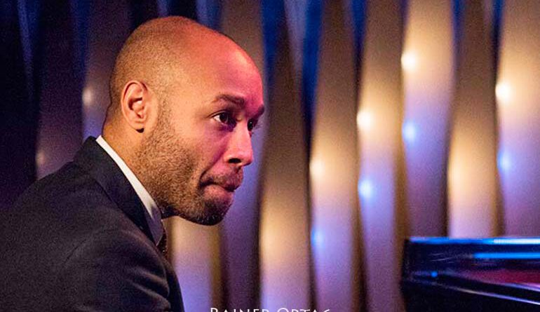 Aaron Diehl mit Cécile McLorin Salvant und seinem Trio im Jazzclub Bix Stuttgart 2017