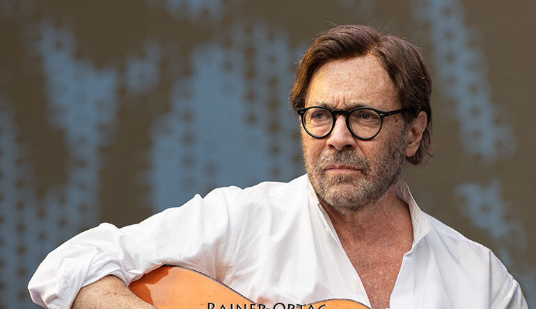 Al Di Meola bei der jazzopen Stuttgart 2022