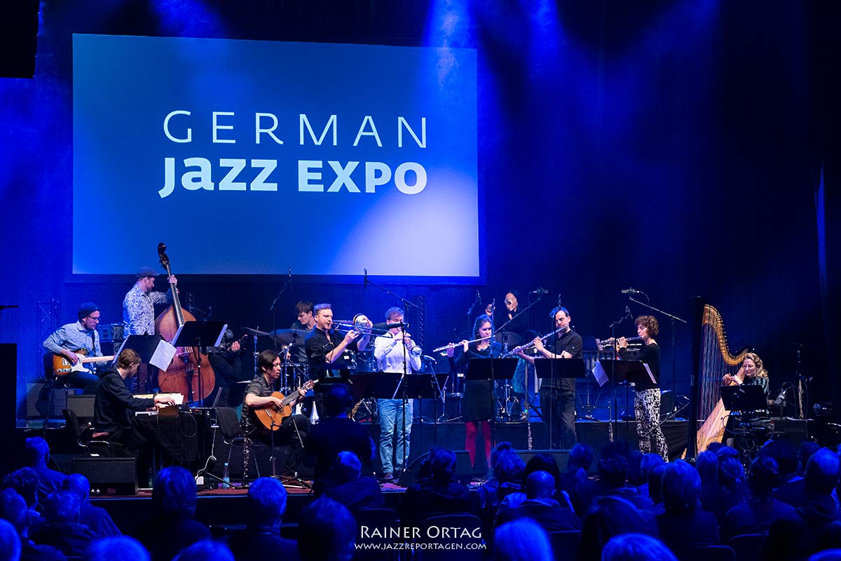 Andromeda Mega Express Orchestra bei der jazzahead! in Bremen 2023