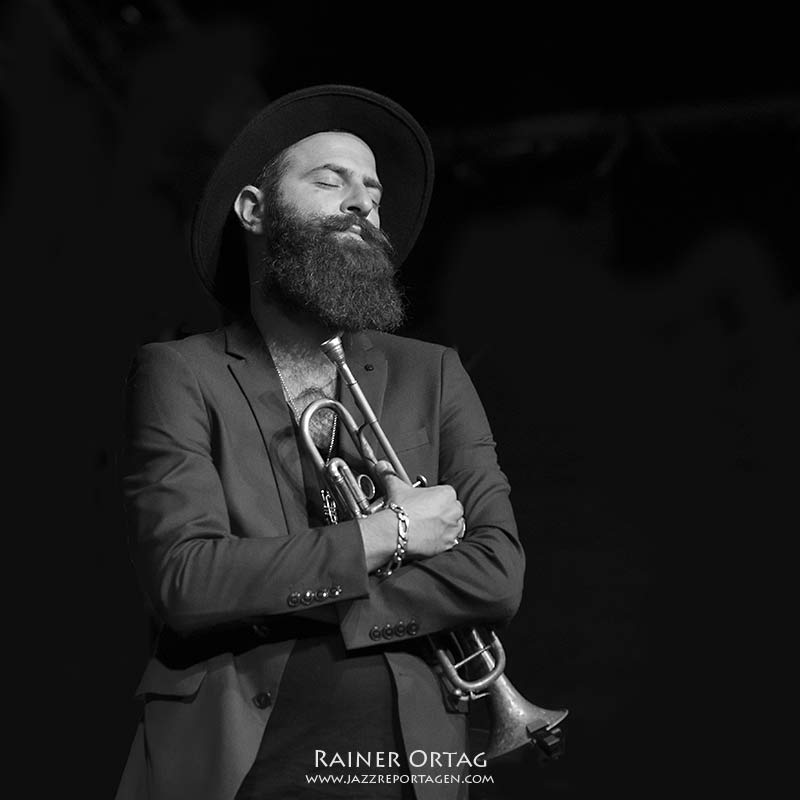 Avishai Cohen mit seinem Quartet beim Jazzfestival Esslingen,