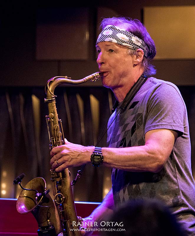 Bill Evans & The Spy Killers! bei der jazzopen Stuttgart 2019 im Jazzclub Bix