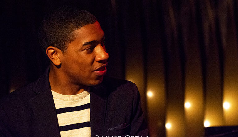 Christian Sands mit dem Ben Williams Quintet im Jazzclub Bix Stuttgart 2015