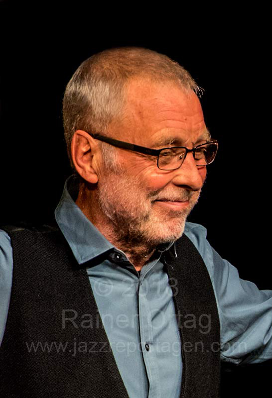 Dave Holland mit Aziza beim Jazzfestival Esslingen 2018