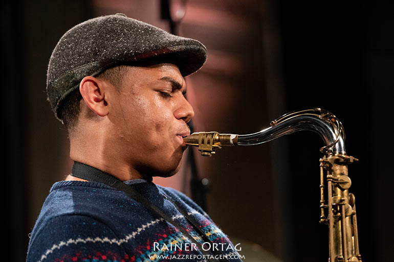 Emilio Modeste mit dem Wallace Roney Quintet im Liquid Tübingen 2019