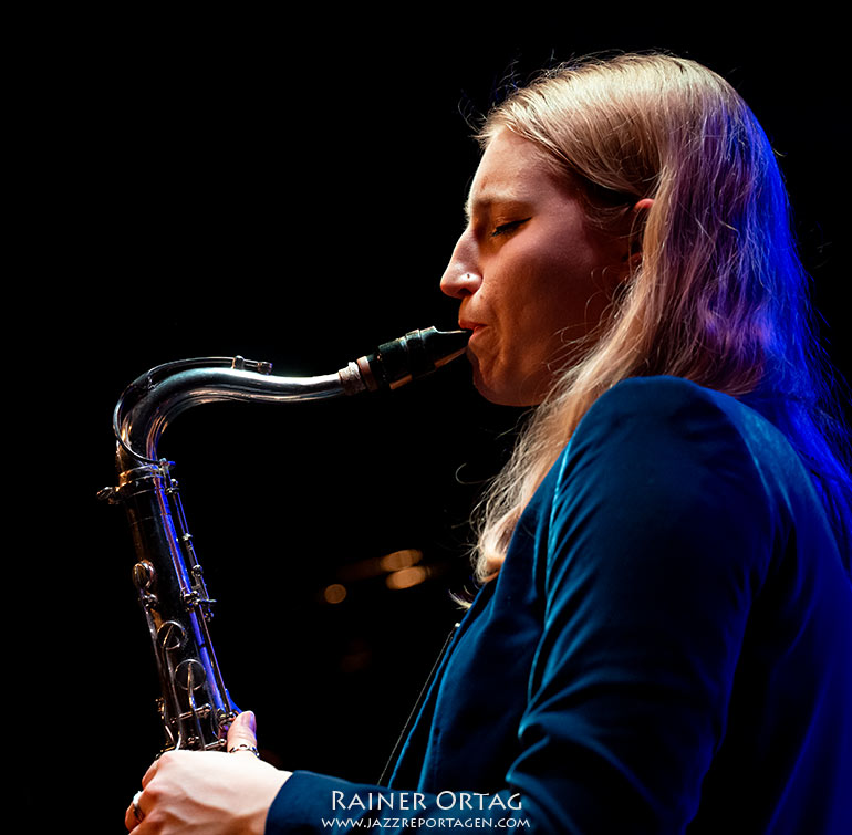 Emma Rawicz im Jazzclub Bix Stuttgart 2024