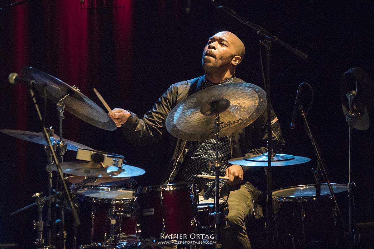 Eric Harland mit dem Chris Potter Trio im Sudhaus 2017