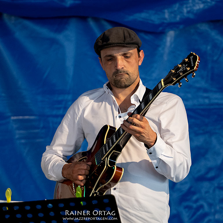 Fabiano Pereira mit dem Barbara Dennerlein Trio im Kulturzelt Sindelfingen 2021