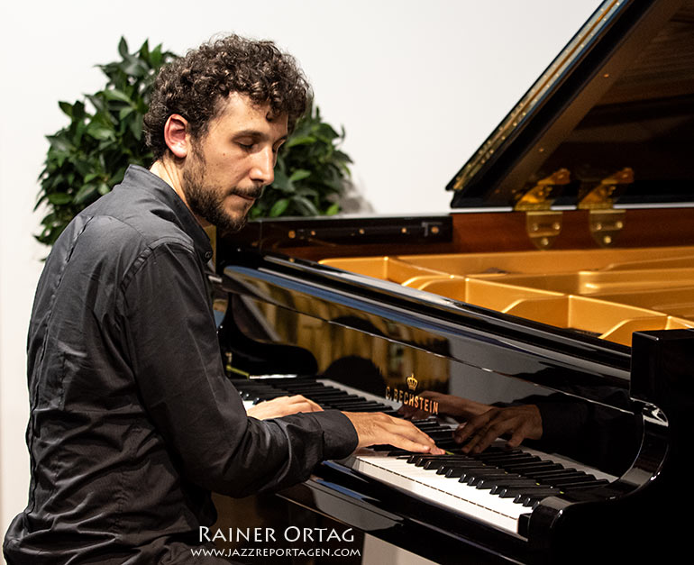 Gadi Stern mit Shalosh im C.Bechstein Centrum Tübingen 2017