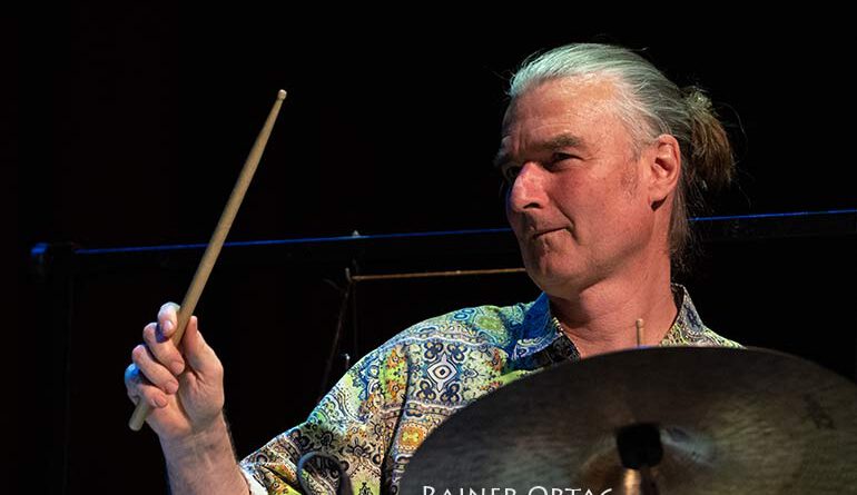 Hans Fickelscher mit TRILOGYc bei den Internationalen Theaterhaus Jazztagen 2022