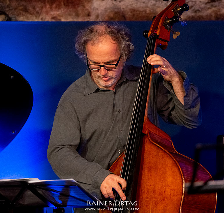 Hans Glawischnig mit dem Tony Lakatos Quintett im Jazzkeller Esslingen 2023