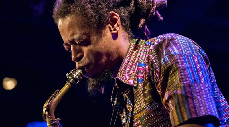 Irwin Hall mit Jazzmeia Horn im Jazzclub Bix bei der jazzopen Stuttgart 2019