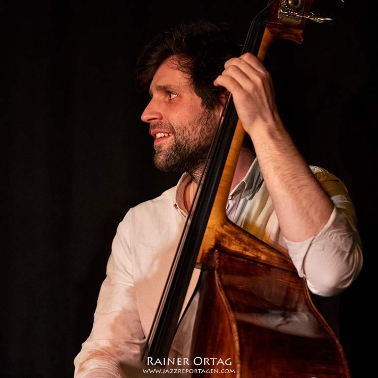 Jan Dittmann mit dem Juliana Blumenschein Quintett im Club Voltaire Tübingen 2022