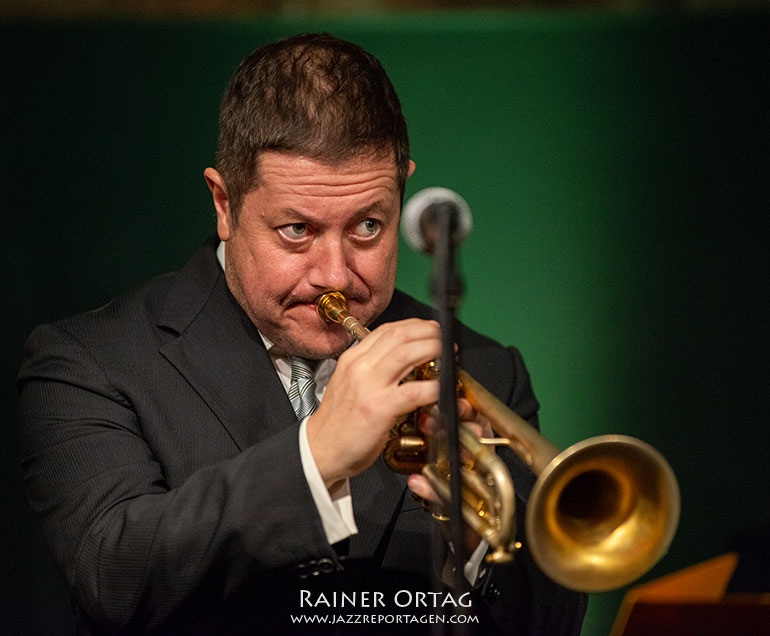 Jim Rotondi mit Joris Dudli's Blue Train Sextet Im Jazzkeller Esslingen 2016