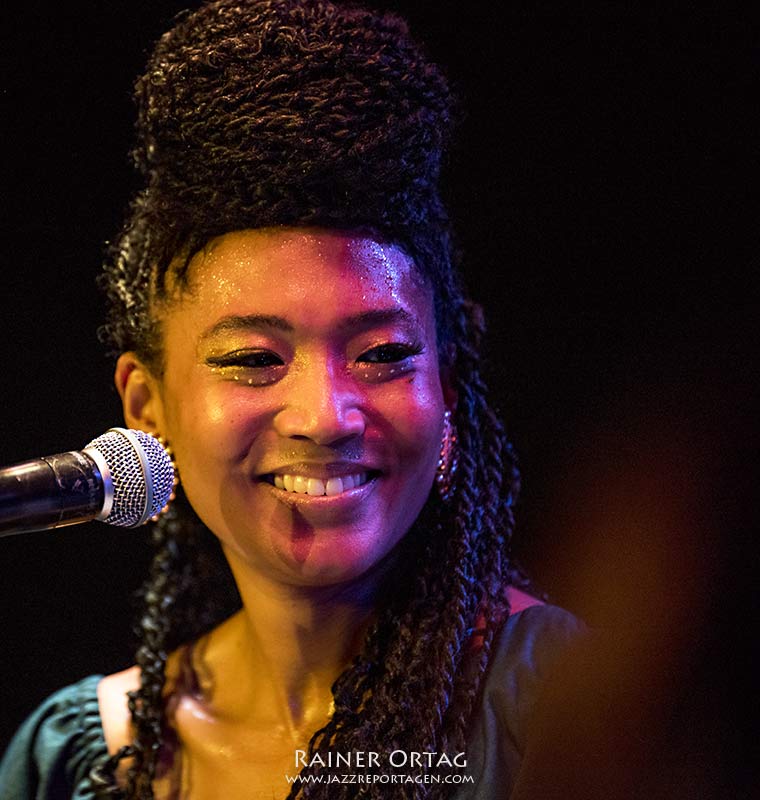 Judith Hill bei der jazzopen Stuttgart im Jazzclub Bix 2019