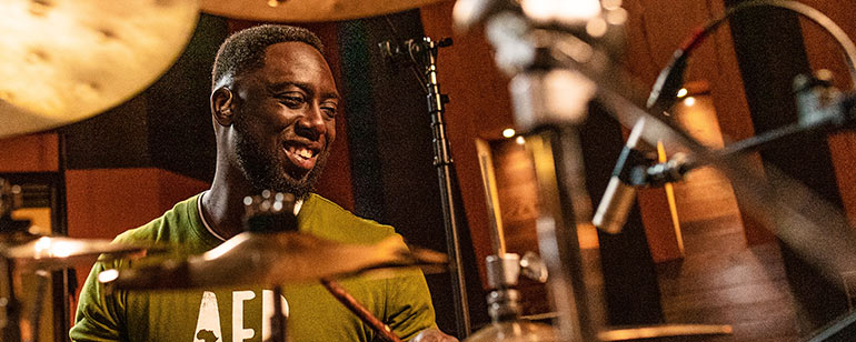 Larnell Lewis kommt zur jazzahead! 2022