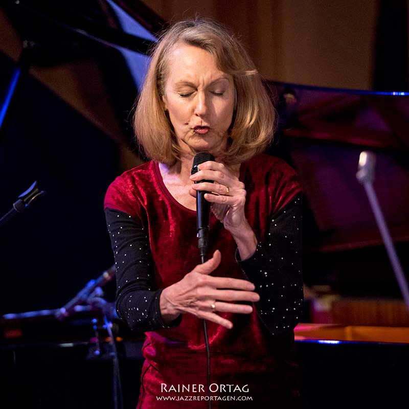 Lauren Newton beim 20 Jahre Jazz im Studio Live Stream Konzert des SWR Tübingen 2021