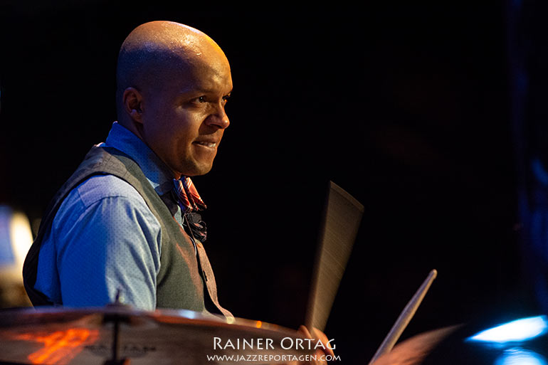 Marcus Baylor mit dem Kenny Garrett Quintet im Blue Note Milano 2016