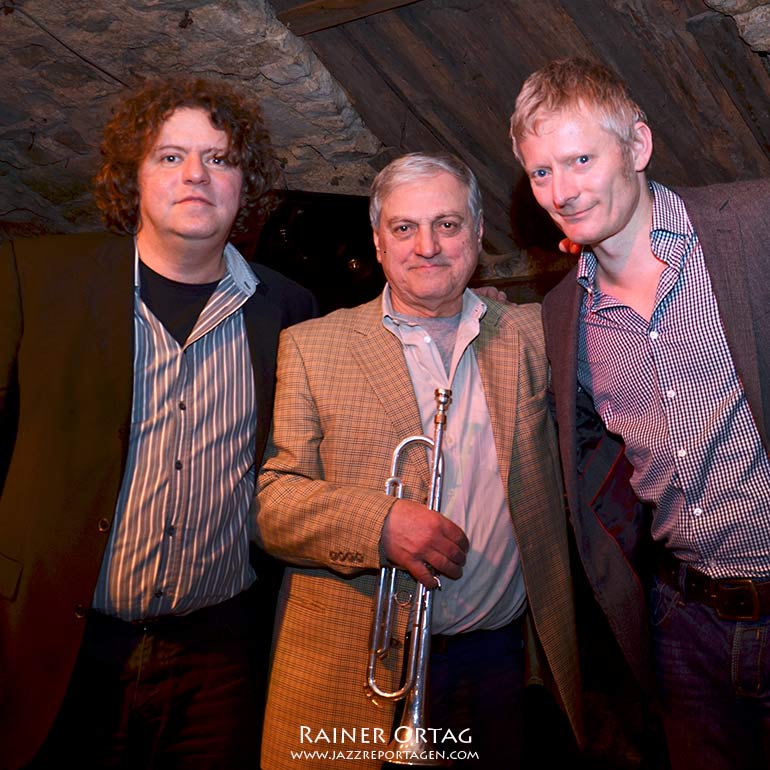 Markus Schieferdecker mit Dusko Goykovich im Esslinger Jazzkeller 2012