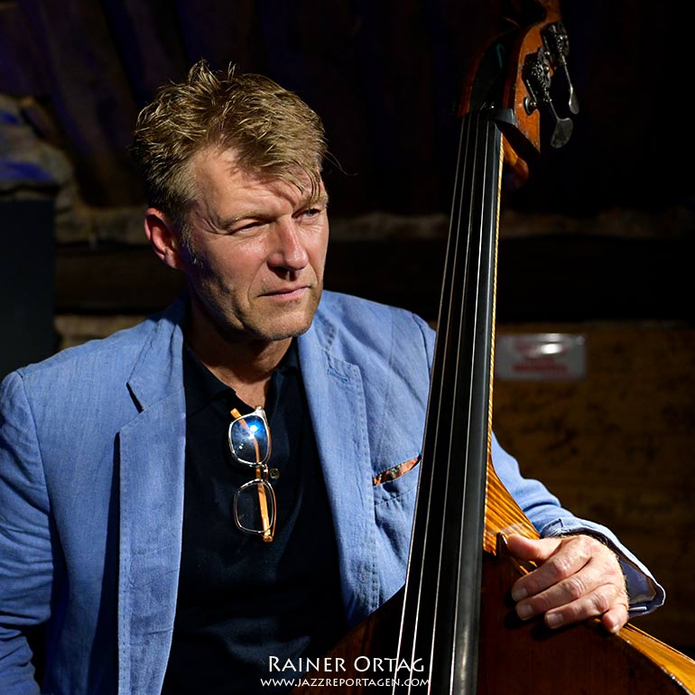 Martin Wind mit dem Martin Wind Gravity Trio im Jazzkeller Esslingen 2023