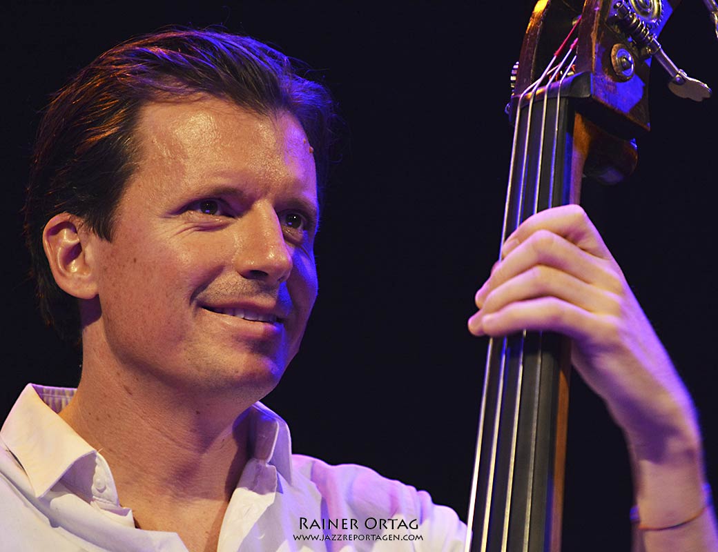 Matt Penman mit Zhenya Strigalev im Porgy und Bess Wien