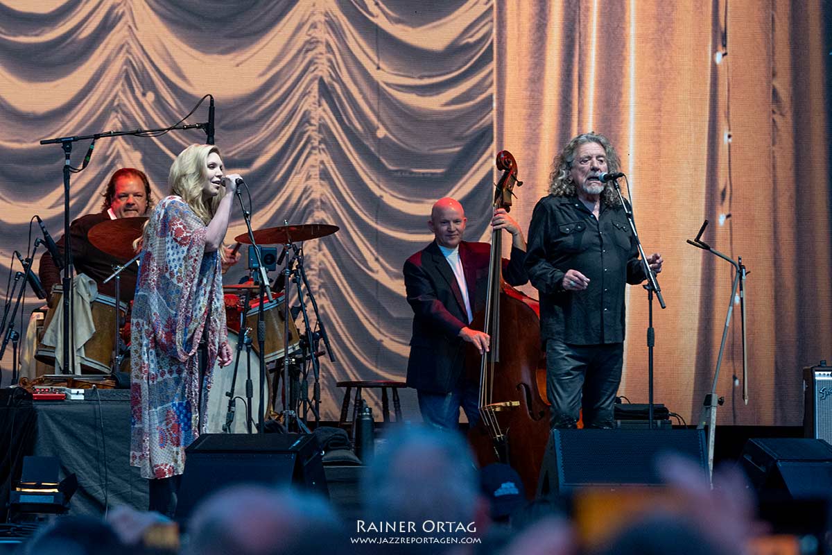 Robert Plant und Alison Krauss bei der jazzopen Stuttgart 2022