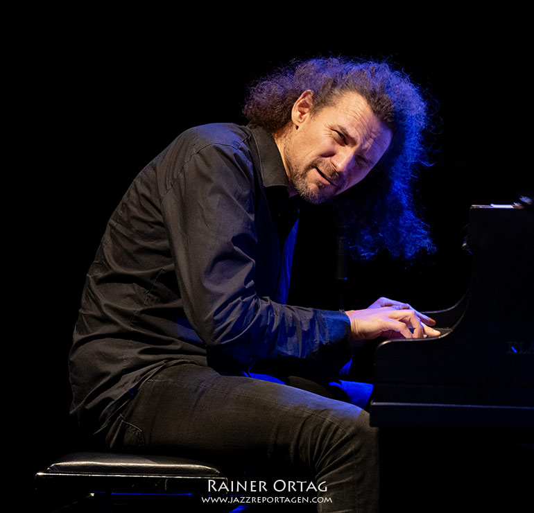 Rainer Böhm mit Johannes Enders bei den Stuttgarter Jazztagen im Theaterhaus 2023