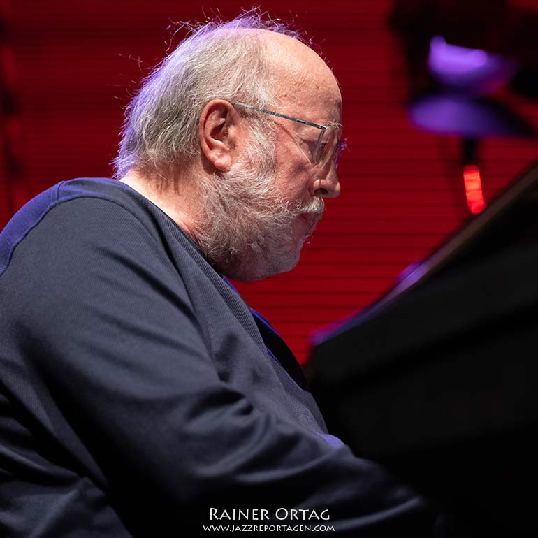 Rainer Brüninghaus bei den Internationalen Theaterhaus Jazztagen Stuttgart