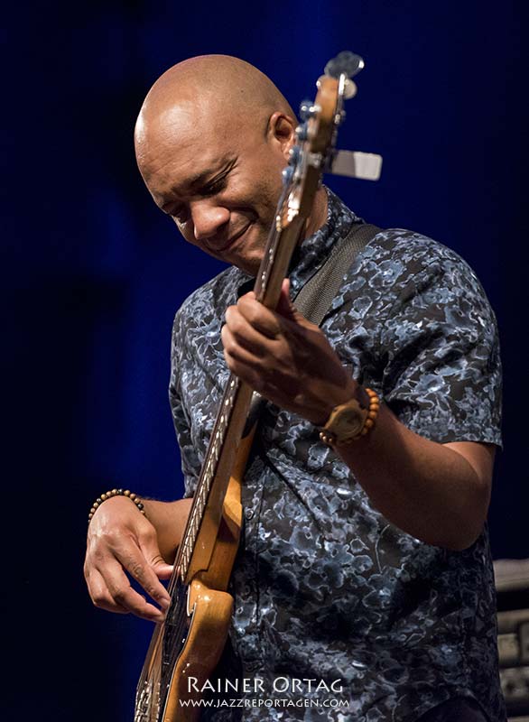 Reuben Rogers mit dem Charles Lloyd Quartet in Rottenburg 2019