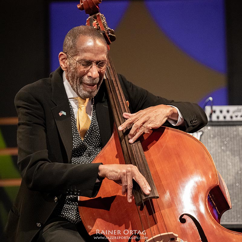 Ron Carter bei der 53. Internationalen Jazzwoche Burghausen 2024