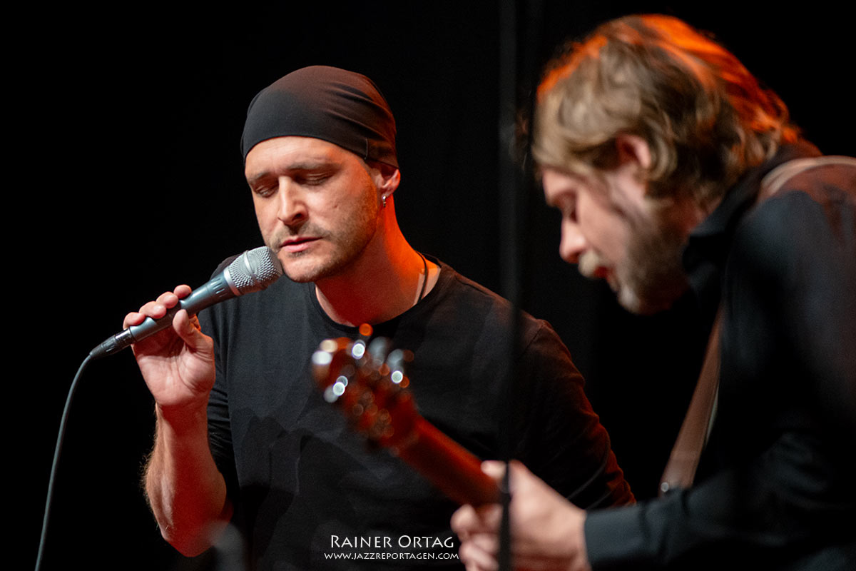 Andreas Schaerer & Kalle Kalima bei der jazzahead in Bremen 2017
