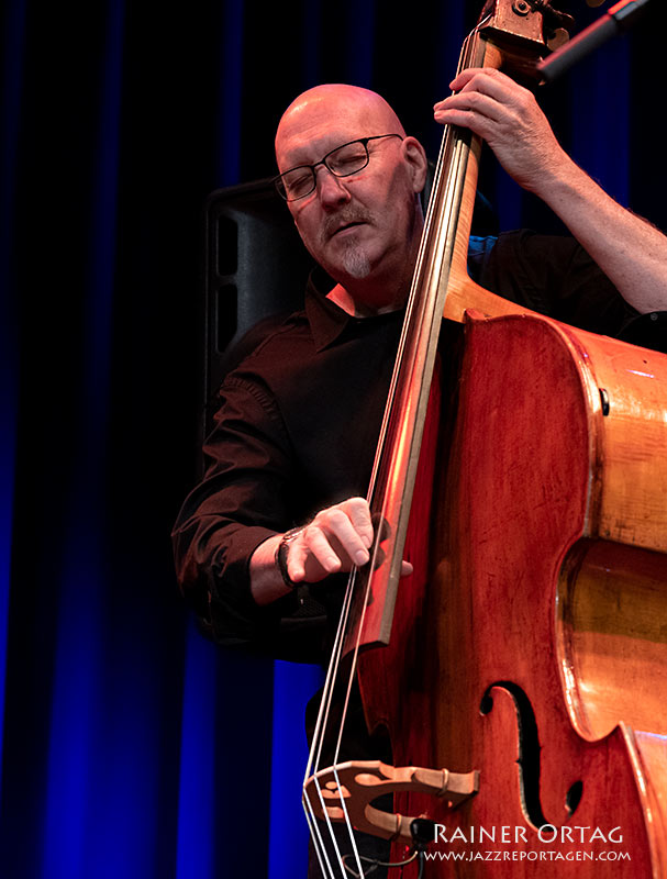 Scott Colley mit dem Chris Potter Quartet im Sudhaus Tübingen 2023