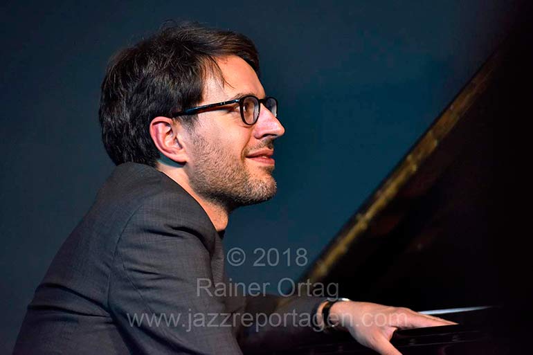 Sebastian Sternal mit dem Denis Gäbel Quartet im Jazzkeller Esslingen am 4. Mai 2018