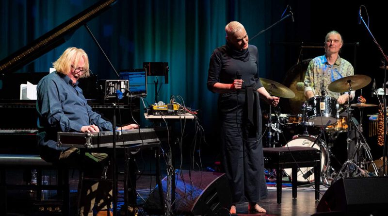 TRILOGYc bei den Internationalen Theaterhaus Jazztagen 2022