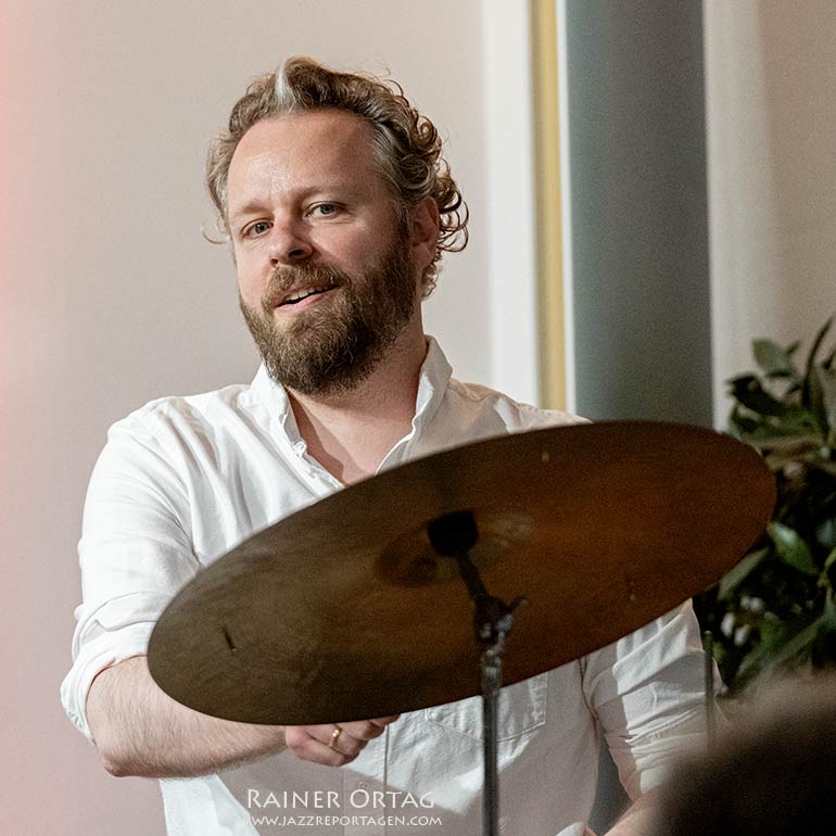 Tobias Backhaus mit Christoph Stiefel 'Inner Language' Trio im C. Bechstein Centrum Tübingen 2022