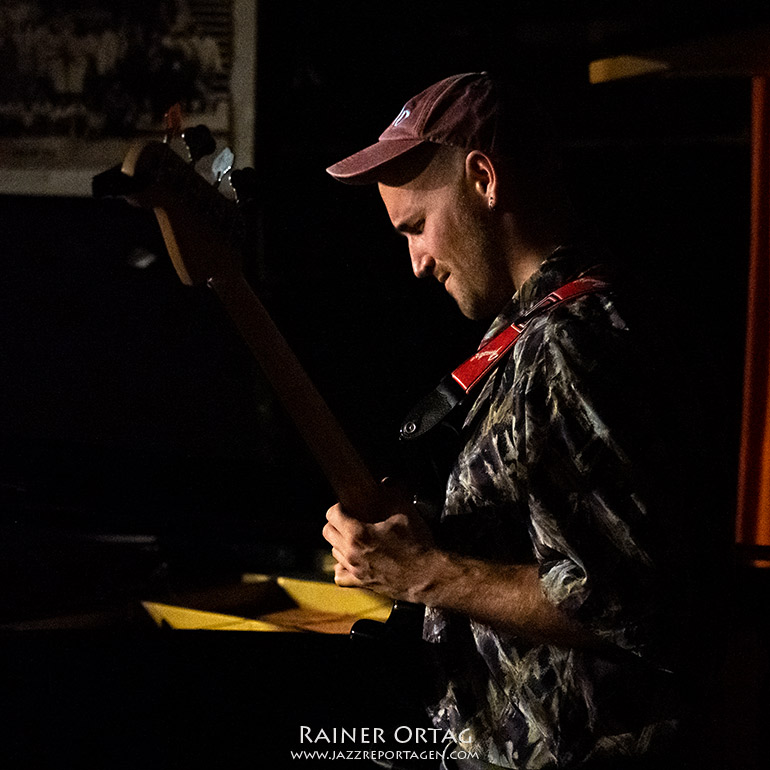 Tobias Pöcksteiner mit Defant/Hautzinger/Pöcksteiner/Prowaznik im Jazzclub zwe Wien 2023