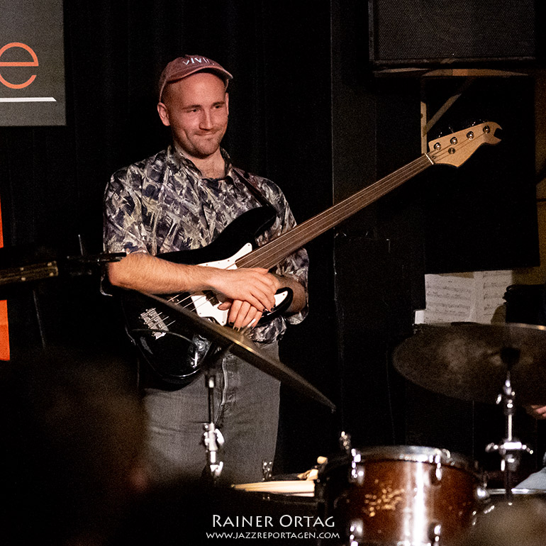 Tobias Pöcksteiner mit Defant/Hautzinger/Pöcksteiner/Prowaznik im Jazzclub zwe Wien 2023