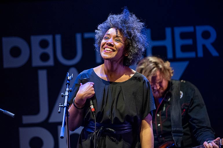 Deutscher Jazzpreis 2022: Fola Dada beim Preistraegerkonzert