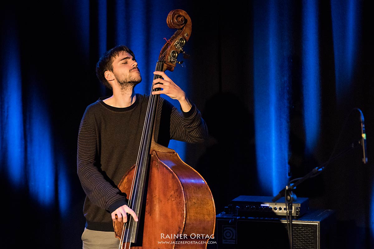 Elliot Galvin Trio im Sudhaus Tübingen 2019