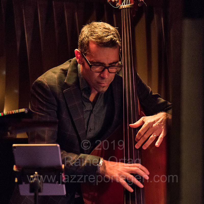Harold López-Nussa Trio – "Un Día Cualquiera" im Jazzclub Bix Stuttgart 2019