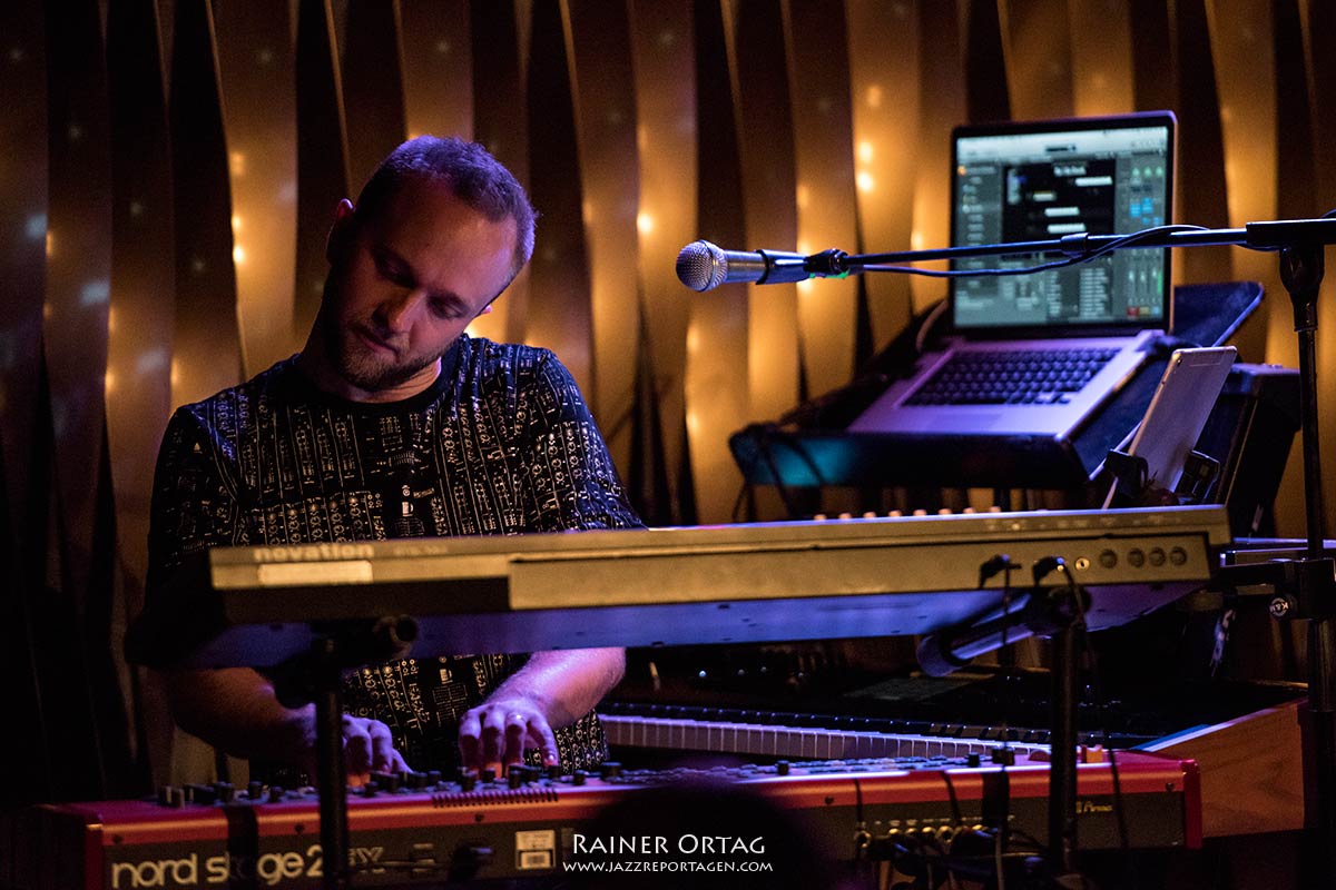 Jonah Nilsson im Jazzclub Bix bei der jazzopen Stuttgart 2019