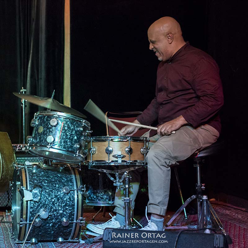 Leon Parker mit dem Peter Bernstein Quartet im Pappelgarten Reutlingen