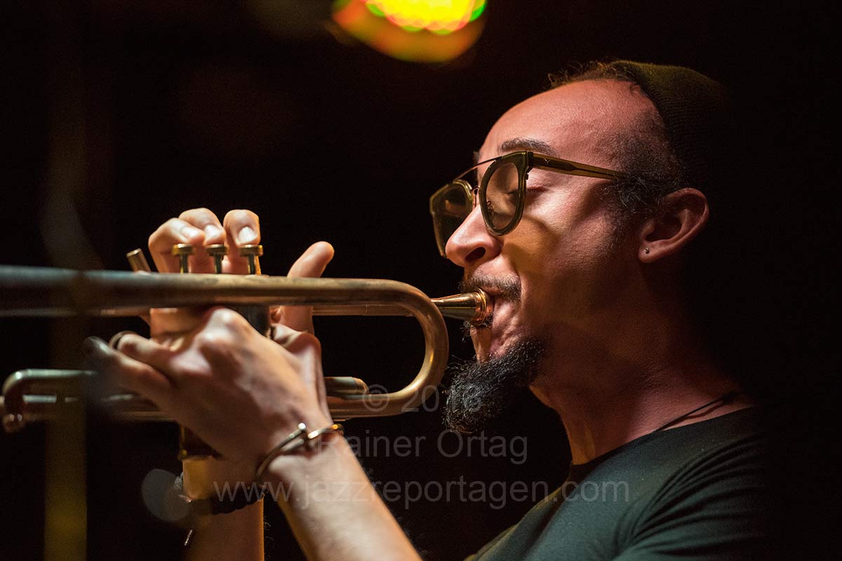 Theo Croker & DVRK FUNK im Jazzclub Bix Stuttgart 2018