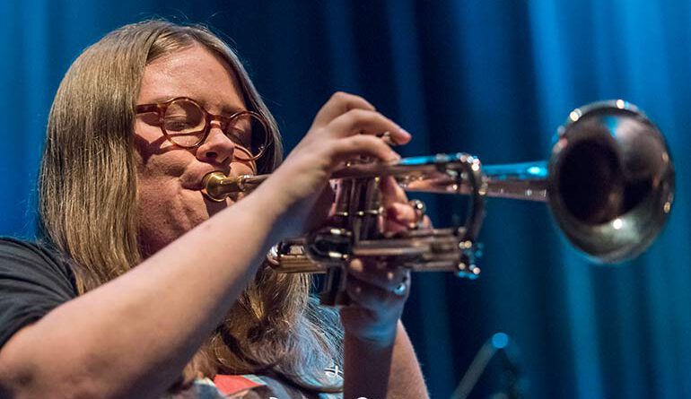 Emma-Jean Thackray's Walrus bei den Theaterhaus Jazztagen Stuttgart 2019